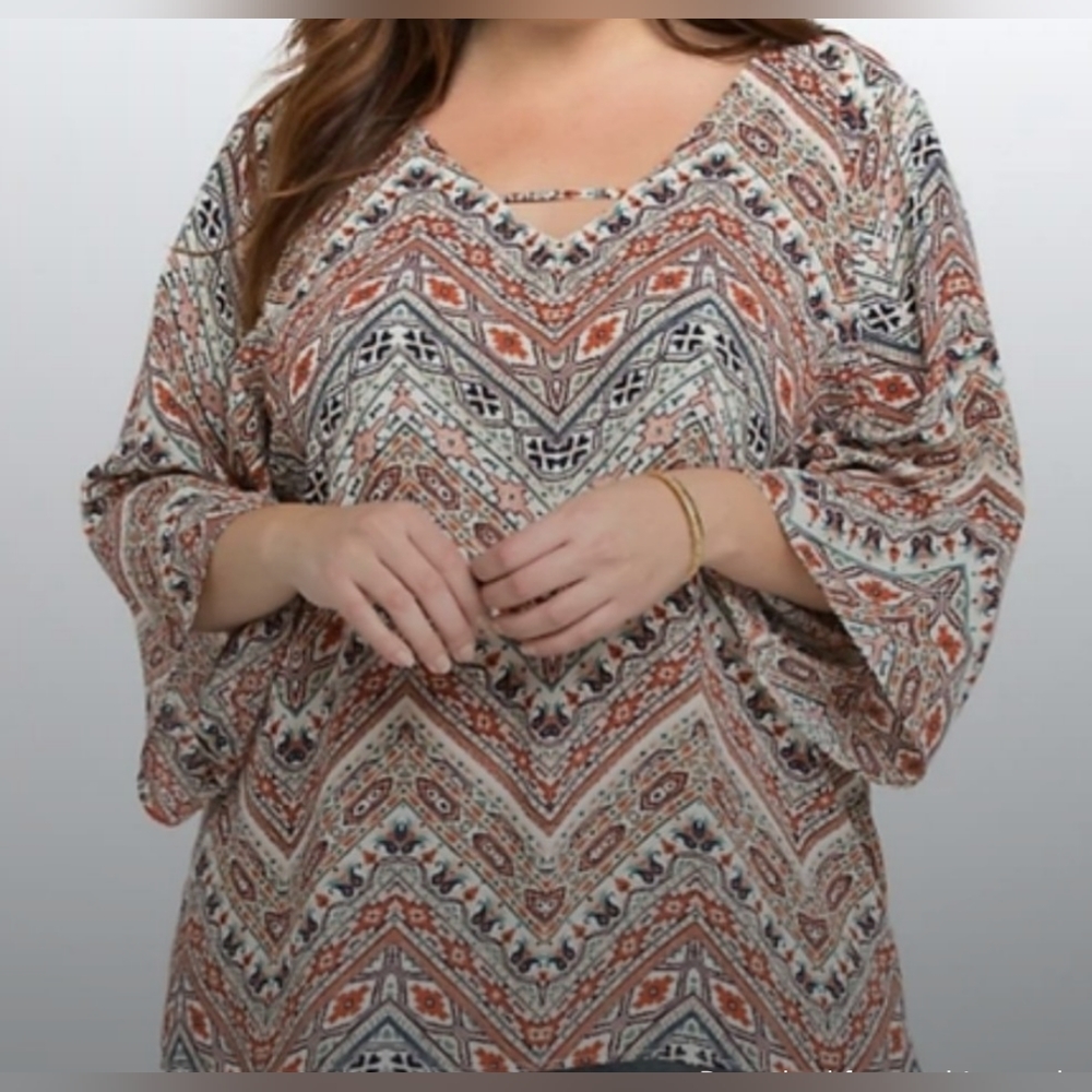 Torrid 3/4 Sleeve Aztec Criss Cross Chevon Multi Color Tunic